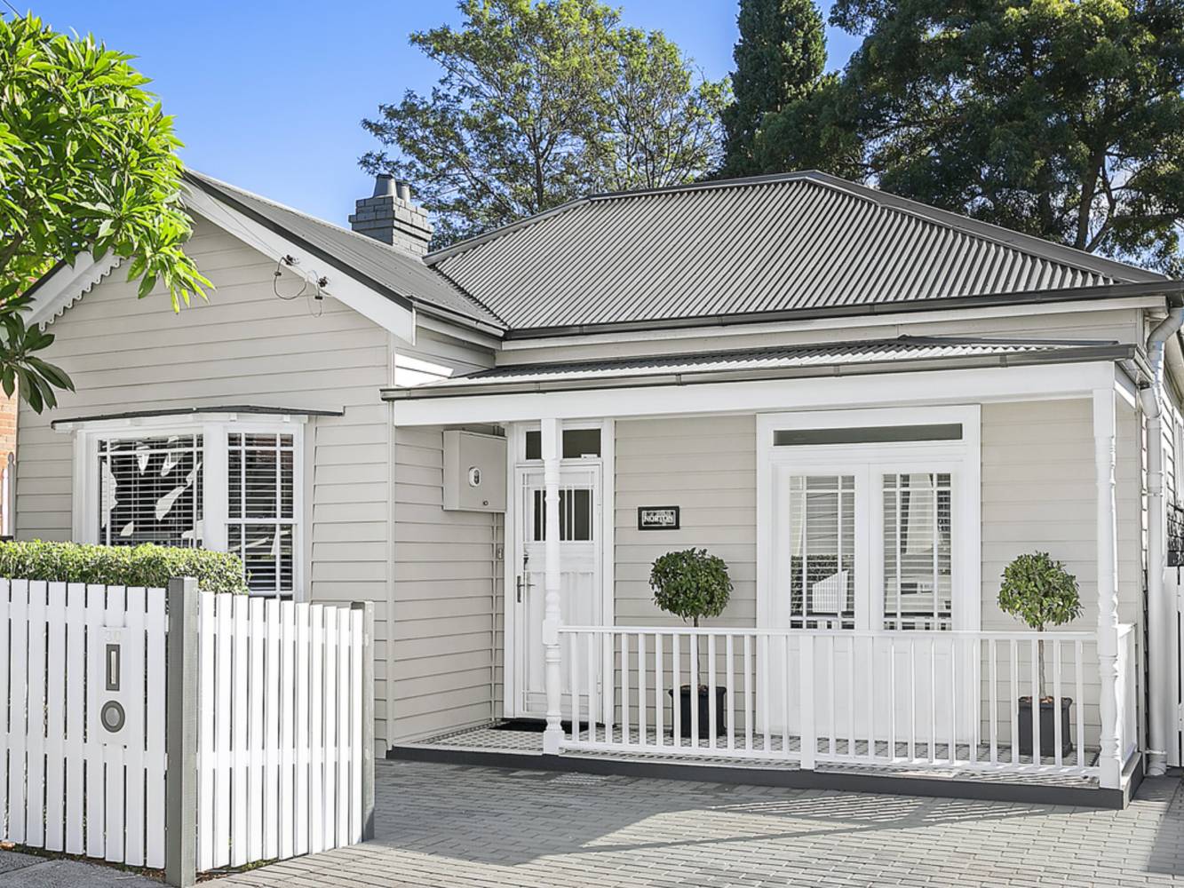 weatherboard replacement House Recladding house re-cladding